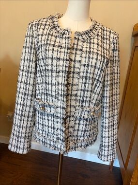 Nanette Lepore Black & White Tweed Frayed Edge Blazer pearl buttons